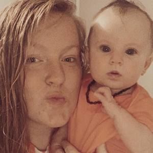 Meet your Posher, Taylor-ann